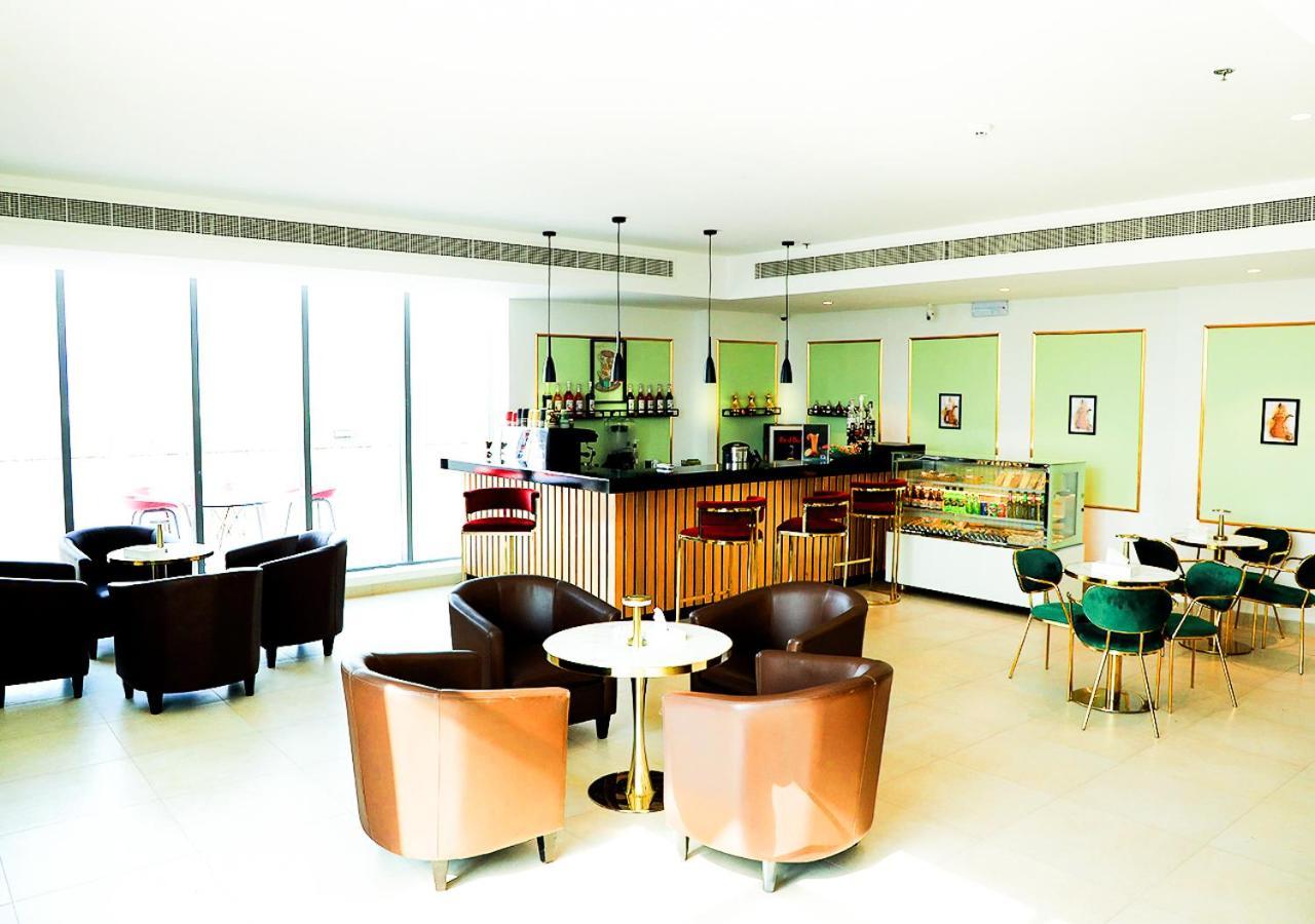 Farhan Tower Manama Extérieur photo